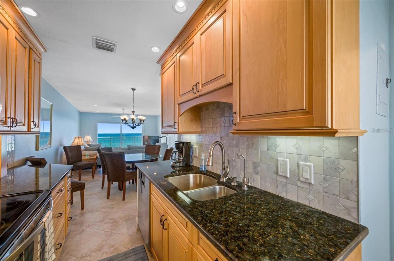 Oceanfront View Of Madeira Beach, Steps To The Beach - Madeira Norte Condo เซนต์พีทบีช ภายนอก รูปภาพ