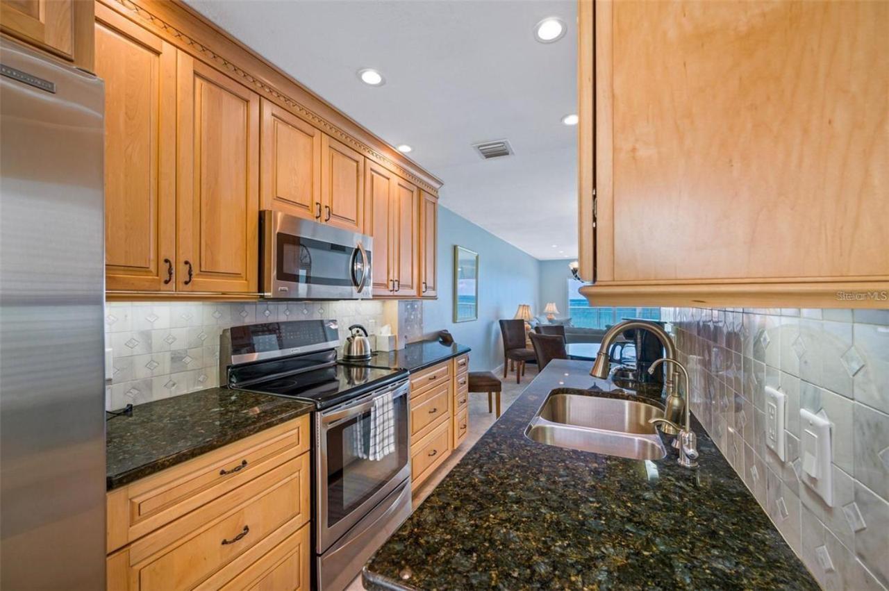 Oceanfront View Of Madeira Beach, Steps To The Beach - Madeira Norte Condo เซนต์พีทบีช ภายนอก รูปภาพ